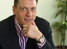 Bertrand Le Guern, prezes Petrolinvestu, mówi, że zaobserwowane na kazachskiej koncesji poszukiwawczej zjawiska wskazują na odkrycie złoża. 	fot. R. PasterskiBigger