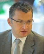 Dariusz Miłek, prezes obuwniczego NG2, ze sprzedaży akcji w ramach sesji giełdowych uzyskał ponad 76 mln zł
