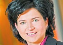 Małgorzata Kołakowska Od stycznia zarządza ING Bankiem Śląskim. Dla niej to powrót do korzeni – w latach 90. zaczynała  swoją karierą zawodową w oddziale ING.  W 2001 roku została dyrektorem na Polskę  i kraje bałtyckie w Europejskim Banku Odbudowy i Rozwoju. Po czterech latach pracy w EBOR wróciła do ING  BSK, gdzie szybko awansowała.  Bigger