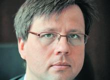 Dominik Radziwił,  wiceminister finansów	Bigger