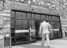 Analitycy zastanawiają się nad tym, kto zostanie nowym prezesem banku i jakie konsekwencje będzie miała ta nominacja z punktu widzenia naszej gospodarki. Bigger