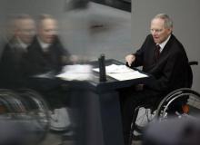 “Każda alternatywa jest dużo gorsza i dużo bardziej niebezpieczna, więc musimy to zrobić. Nie robimy tego dla innych, ale dla nas samych i przyszłych pokoleń” – przekonywał przed głosowaniem niemiecki minister finansów Wolgang SchaeubleBigger