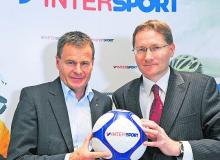 Franz Julen, CEO INTERSPORT International Corp. (z lewej) i Artur Mikołajko, prezes INTERSPORT Polska  Bigger